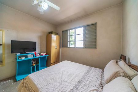 Casa à venda com 171m², 3 quartos e 2 vagasQuarto 3