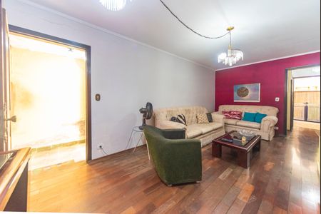 Casa à venda com 171m², 3 quartos e 2 vagasSala