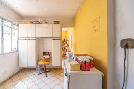 Casa à venda com 171m², 3 quartos e 2 vagasÁrea de Serviço