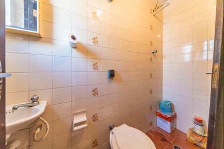 Casa à venda com 171m², 3 quartos e 2 vagasBanheiro do Quarto da Edícula 