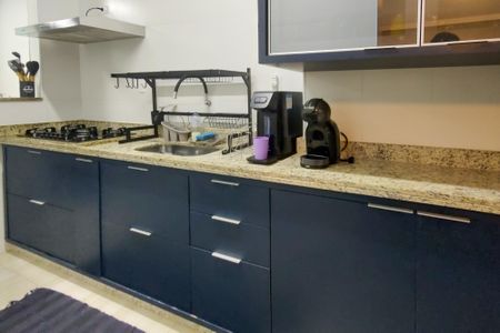 Apartamento para alugar com 99m², 2 quartos e 2 vagasCozinha 