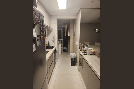 Cozinha de apartamento para alugar com 2 quartos, 75m² em Vila Andrade, São Paulo