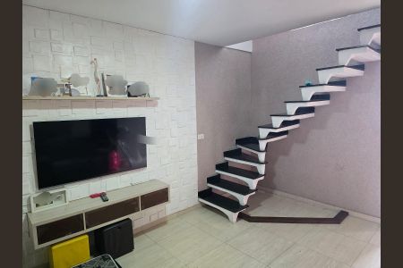 Sala de casa para alugar com 2 quartos, 150m² em Cidade Antônio Estêvão de Carvalho, São Paulo