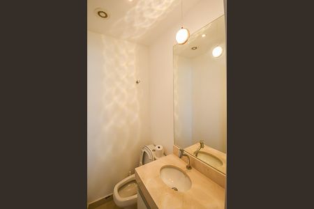 Apartamento à venda com 127m², 3 quartos e 2 vagas Apartamento à venda com 127m², 3 quartos e 2 vagasLavabo