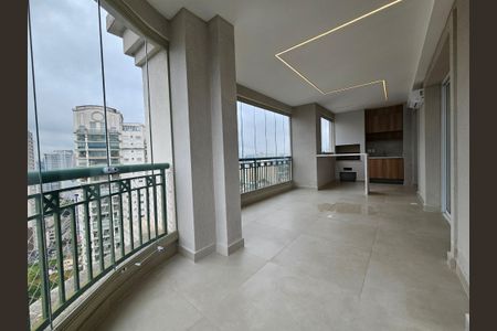 Apartamento para alugar com 238m², 3 quartos e 4 vagasSacada