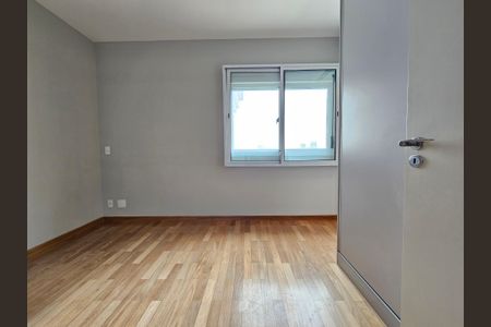 Apartamento para alugar com 238m², 3 quartos e 4 vagasSuite 1