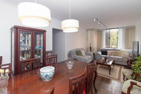 Apartamento para alugar com 85m², 2 quartos e 1 vagaSala