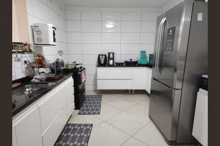 Casa à venda com 223m², 3 quartos e 4 vagasFoto 24