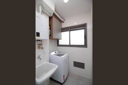 Apartamento para alugar com 68m², 2 quartos e 1 vagaÁrea de Serviço