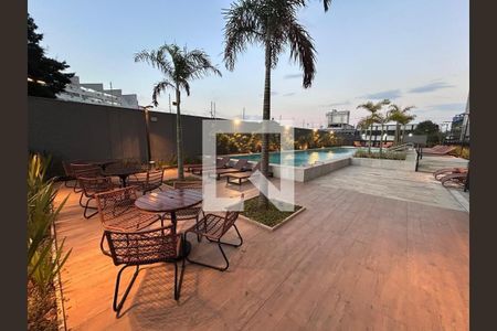 Apartamento para alugar com 68m², 2 quartos e 1 vagaPiscina