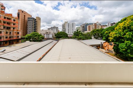 Apartamento à venda com 61m², 2 quartos e 2 vagas Apartamento à venda com 61m², 2 quartos e 2 vagasVista