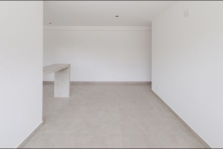 Sala de apartamento à venda com 2 quartos, 61m² em Santa Efigênia, Belo Horizonte