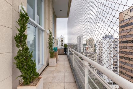 Sacada de apartamento para alugar com 3 quartos, 297m² em Indianópolis, São Paulo
