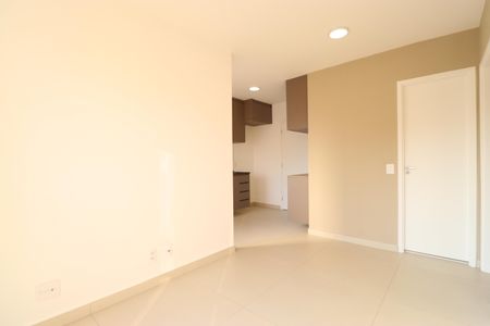 Sala de apartamento para alugar com 2 quartos, 37m² em Água Branca, São Paulo