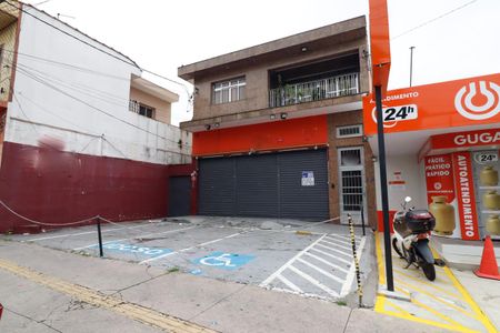 Casa para alugar com 616m², 5 quartos e 10 vagasFachada