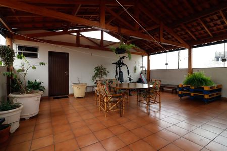 Casa para alugar com 616m², 5 quartos e 10 vagasEspaço Gourmet