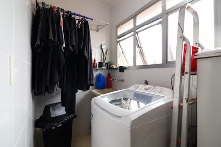 Casa para alugar com 616m², 5 quartos e 10 vagasÁrea de Serviço