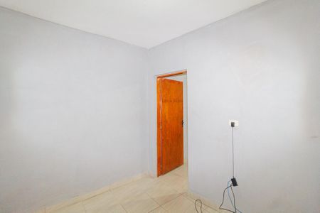 Sala de casa para alugar com 1 quarto, 60m² em Jardim Carapicuiba, Carapicuíba