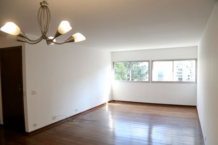 Apartamento à venda com 180m², 4 quartos e 2 vagasSala