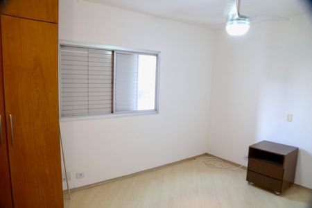 Apartamento à venda com 180m², 4 quartos e 2 vagasQuarto 