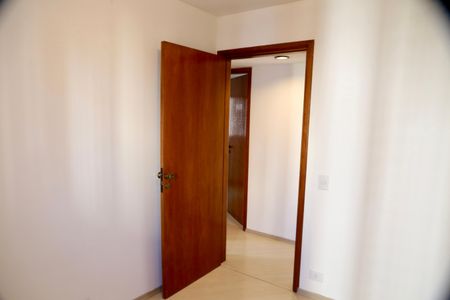 Apartamento à venda com 180m², 4 quartos e 2 vagasQuarto 