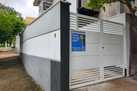 Casa para alugar com 36m², 1 quarto e 1 vaga Casa para alugar com 36m², 1 quarto e 1 vagaPLACA INSTALADA NA FACHADA