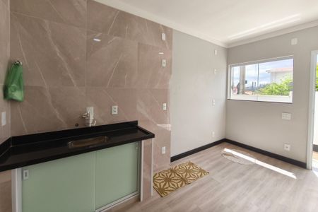 Casa para alugar com 36m², 1 quarto e 1 vaga Casa para alugar com 36m², 1 quarto e 1 vagaCozinha