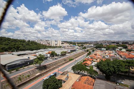 Apartamento para alugar com 68m², 3 quartos e 2 vagasQuarto 2 - Vista