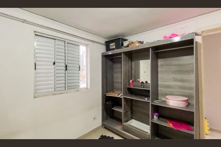 Quarto 1 de apartamento para alugar com 2 quartos, 50m² em Cidade Líder, São Paulo