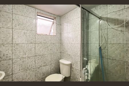 Banheiro de apartamento para alugar com 2 quartos, 50m² em Cidade Líder, São Paulo