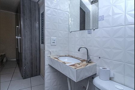 Casa para alugar com 60m², 3 quartos e sem vagabanheiio na suíte1_3