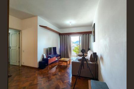 Apartamento à venda com 96m², 3 quartos e 1 vaga Apartamento à venda com 96m², 3 quartos e 1 vagaSala