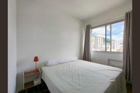 Apartamento à venda com 96m², 3 quartos e 1 vaga Apartamento à venda com 96m², 3 quartos e 1 vagaQuarto 1