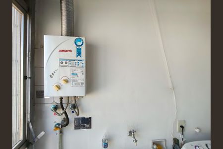 Apartamento à venda com 96m², 3 quartos e 1 vaga Apartamento à venda com 96m², 3 quartos e 1 vagaCozinha e Área de Serviço