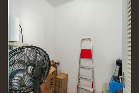 Apartamento à venda com 96m², 3 quartos e 1 vaga Apartamento à venda com 96m², 3 quartos e 1 vagaQuarto de Serviço