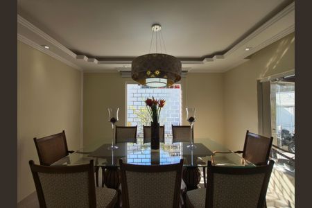 Casa à venda com 440m², 3 quartos e 4 vagas