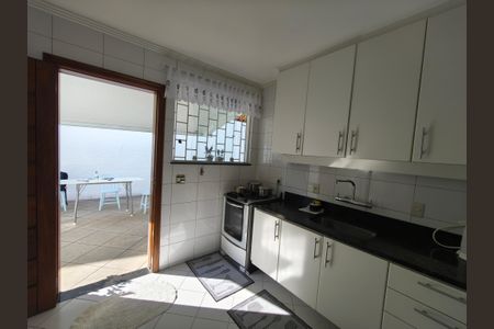 Casa à venda com 440m², 3 quartos e 4 vagas