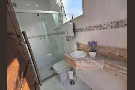 Casa à venda com 440m², 3 quartos e 4 vagas