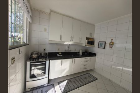 Casa à venda com 440m², 3 quartos e 4 vagas