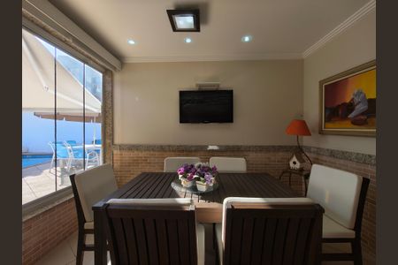 Casa à venda com 440m², 3 quartos e 4 vagas