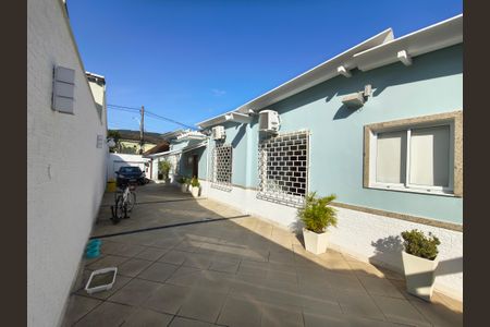 Casa à venda com 440m², 3 quartos e 4 vagas