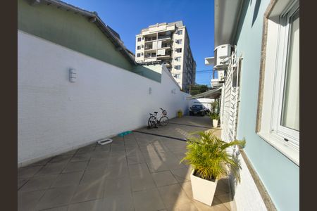 Casa à venda com 440m², 3 quartos e 4 vagas