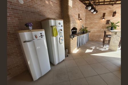 Casa à venda com 440m², 3 quartos e 4 vagas