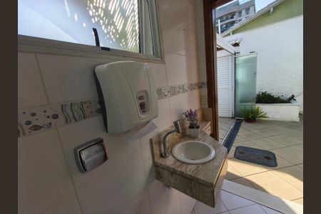 Casa à venda com 440m², 3 quartos e 4 vagas