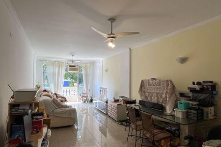 Sala de apartamento para alugar com 3 quartos, 183m² em Gonzaga, Santos