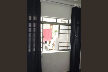 Casa à venda com 3 quartos, 190m² em Parque Fongaro, São Paulo