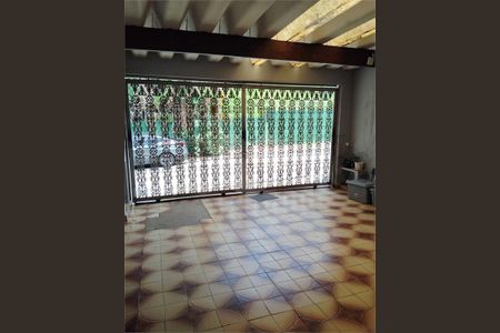 Casa à venda com 3 quartos, 190m² em Parque Fongaro, São Paulo