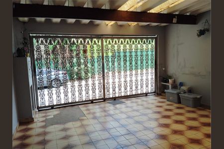 Casa à venda com 3 quartos, 190m² em Parque Fongaro, São Paulo