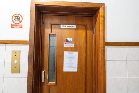 Apartamento à venda com 74m², 2 quartos e sem vaga