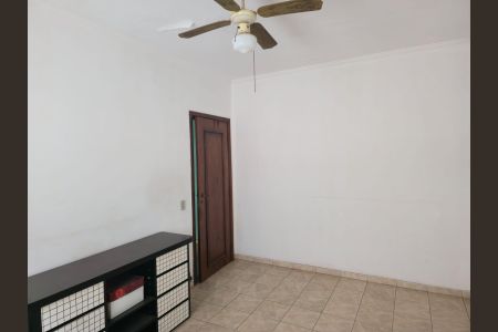 Casa à venda com 218m², 4 quartos e 5 vagas Casa à venda com 218m², 4 quartos e 5 vagasQuarto 03